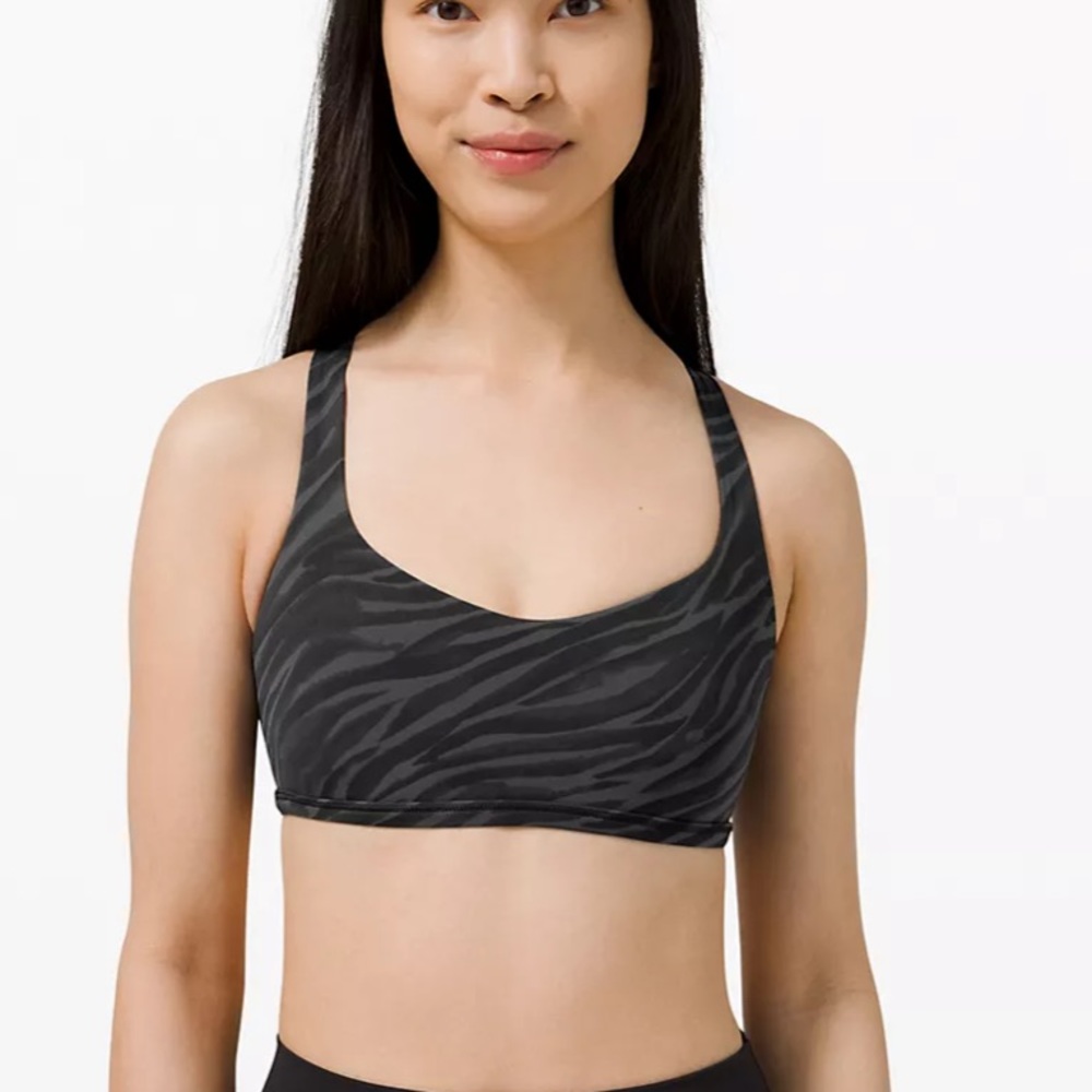 Lululemon strappy sports bra